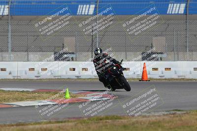 media/Nov-26-2022-Fastrack Riders (Sat) [[b001e85eef]]/Level 2/Session 3 Outside Turn 9/